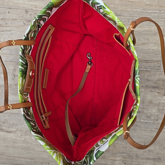 Dooney & Bourke Shoulder Bag/Tote - Picture 6 of 9